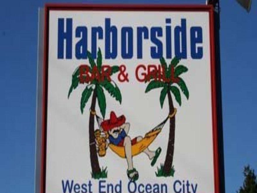 Harborside Bar & Grill