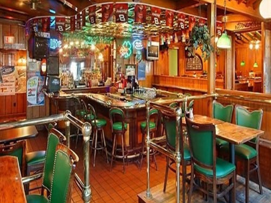 Finnigan's Irish Pub & Eatery