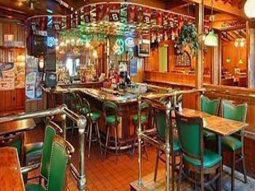 Finnigan's Irish Pub & Eatery