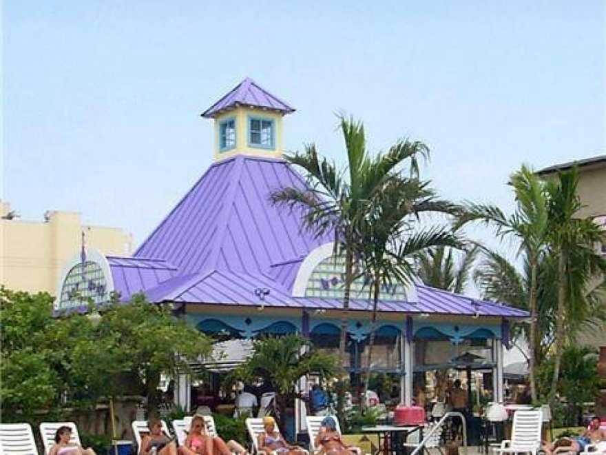 Caribbean Pool Bar