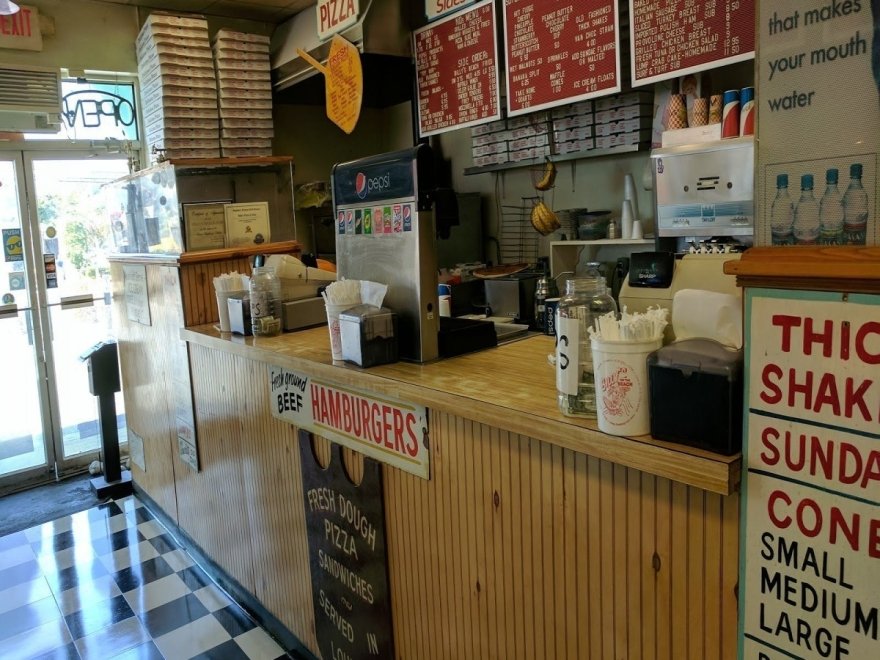 Billy's Sub Shop & Pizza