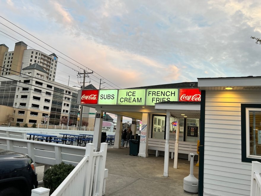 Dumser's Dairyland Drive-In