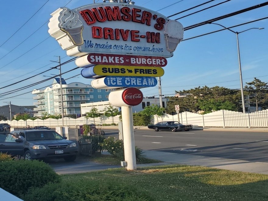 Dumser's Dairyland Drive-In