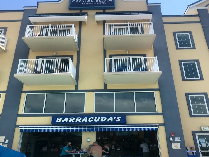 Barracuda's Bar & Grill