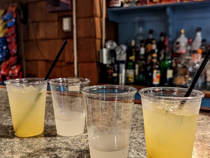 Harbor Inn