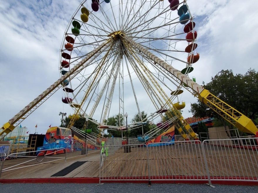 Jolly Roger Amusement Park