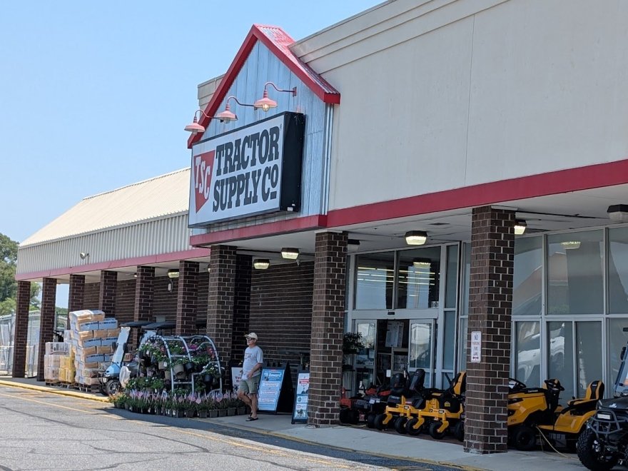Tractor Supply Co. Tractor Supply Co.