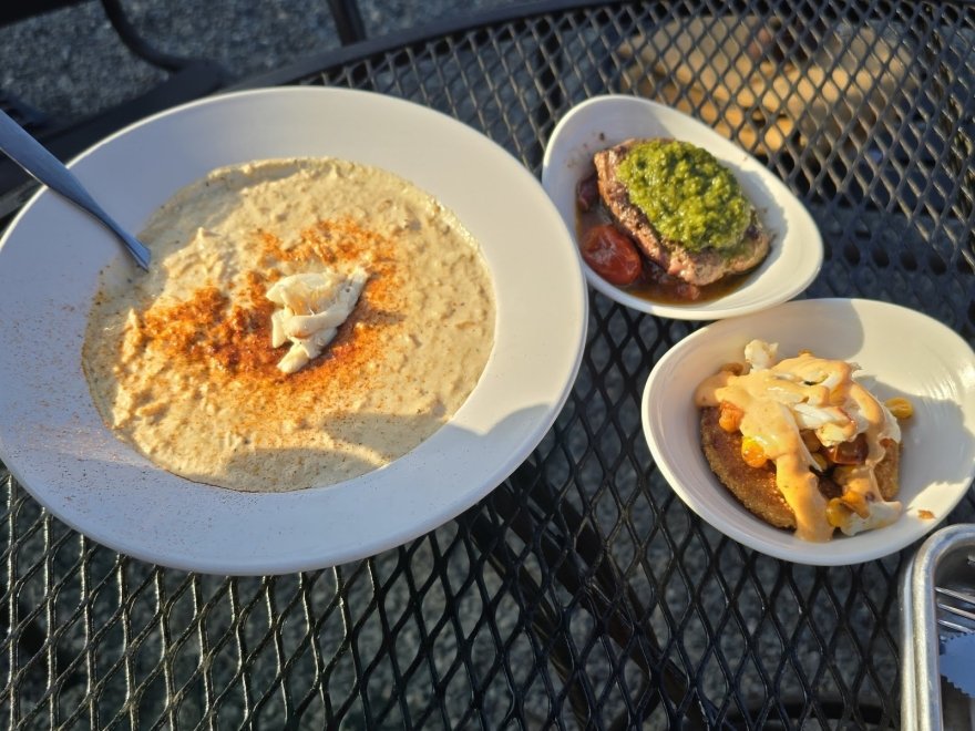 Oaked 110 Whiskey & Wine Bar