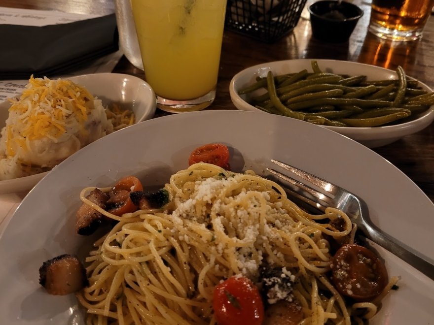 Oaked 110 Whiskey & Wine Bar