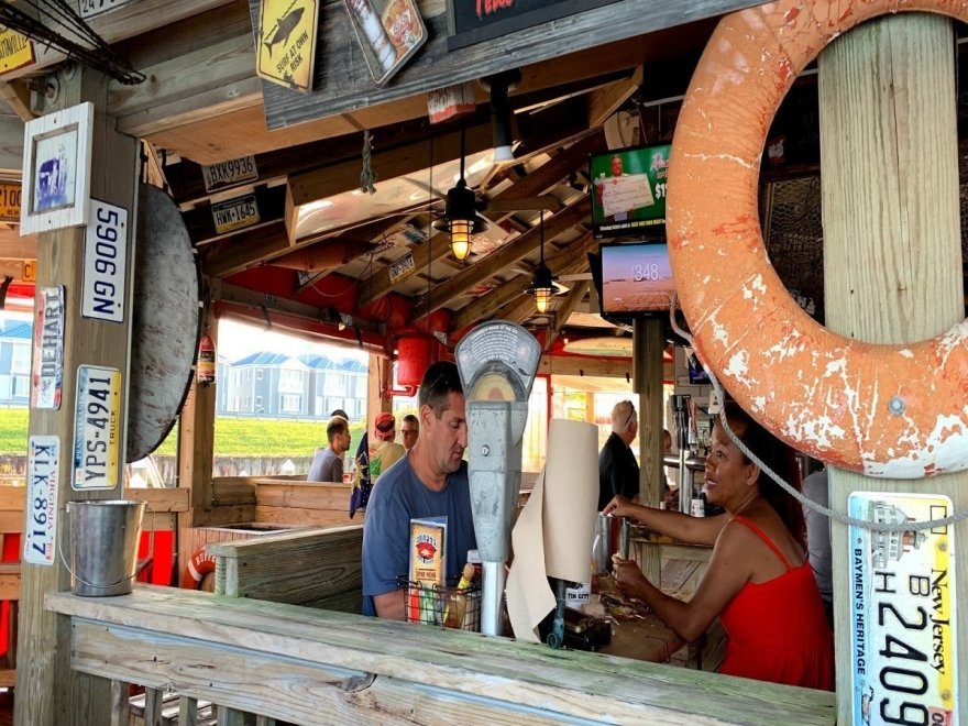 Hooper's Crab House & Sneaky Pete's