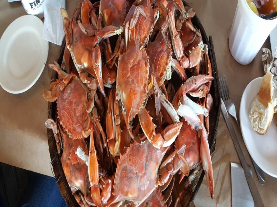 Hooper's Crab House & Sneaky Pete's
