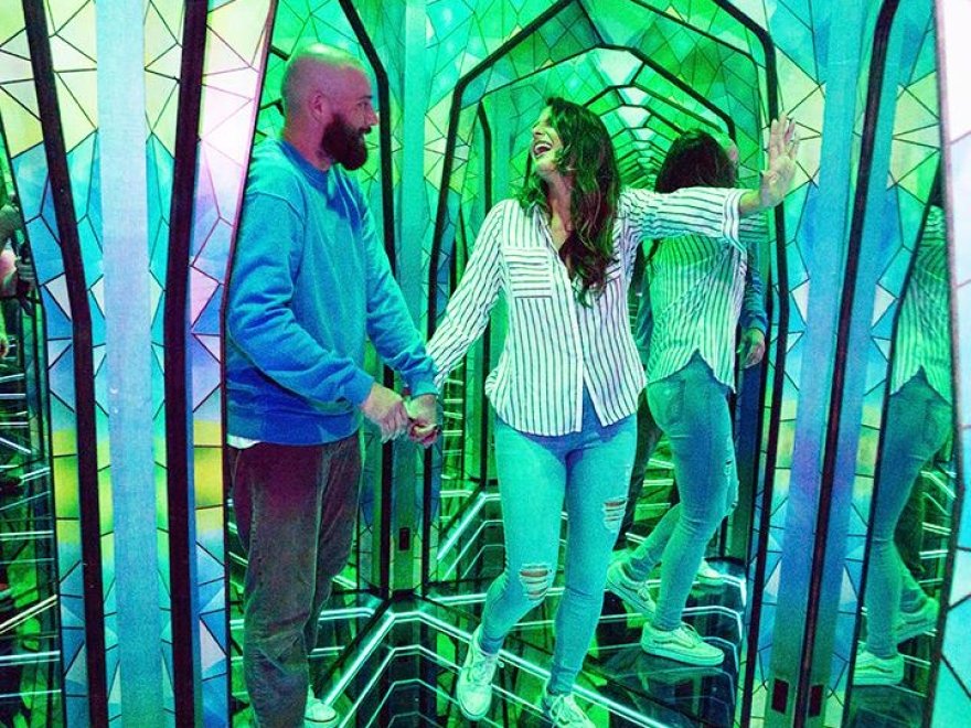 Ripleys Mirror Maze